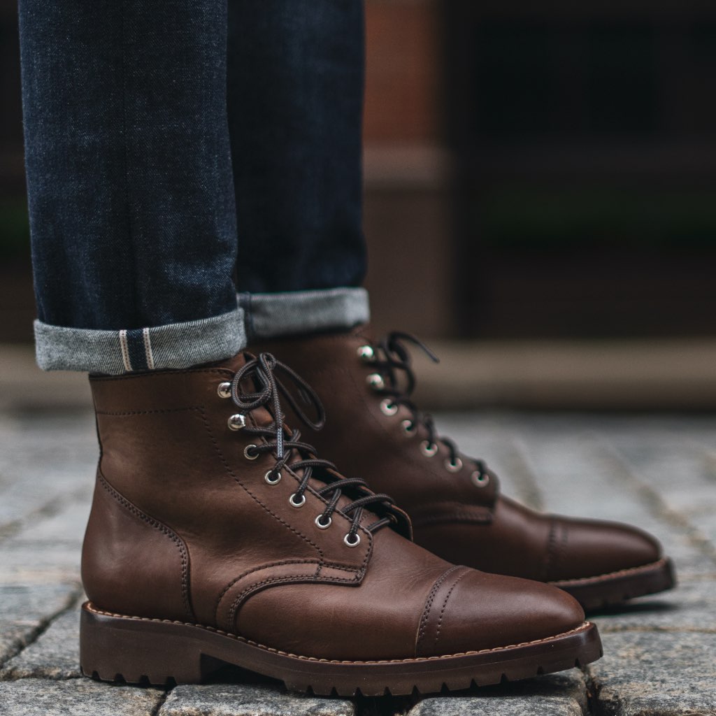 Cushioned Leather Insole & Ergonomic Arch Support Construction Detail