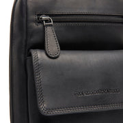 
Leather Sling Bag Turelle - Structured Side Profile Showing Gusset Depth & Expansion Capacity
